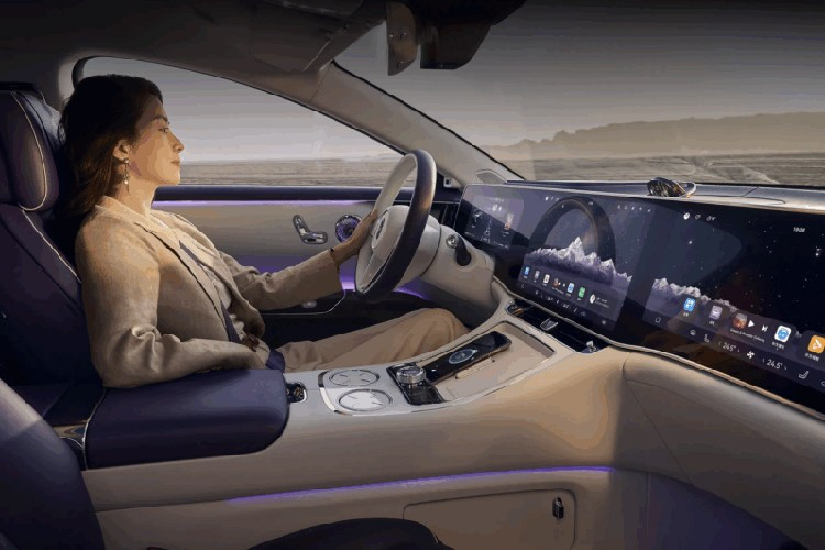 Một phần lớn sức hút của S800 đến từ giá bán. Với chiều dài 5.480 mm, đây là mẫu sedan hạng sang cỡ lớn đúng nghĩa, nhưng giá bán chỉ từ 708.000-1.020.000 Nhân dân tệ (tương đương 100.600-144.900 USD theo tỷ giá hiện tại).