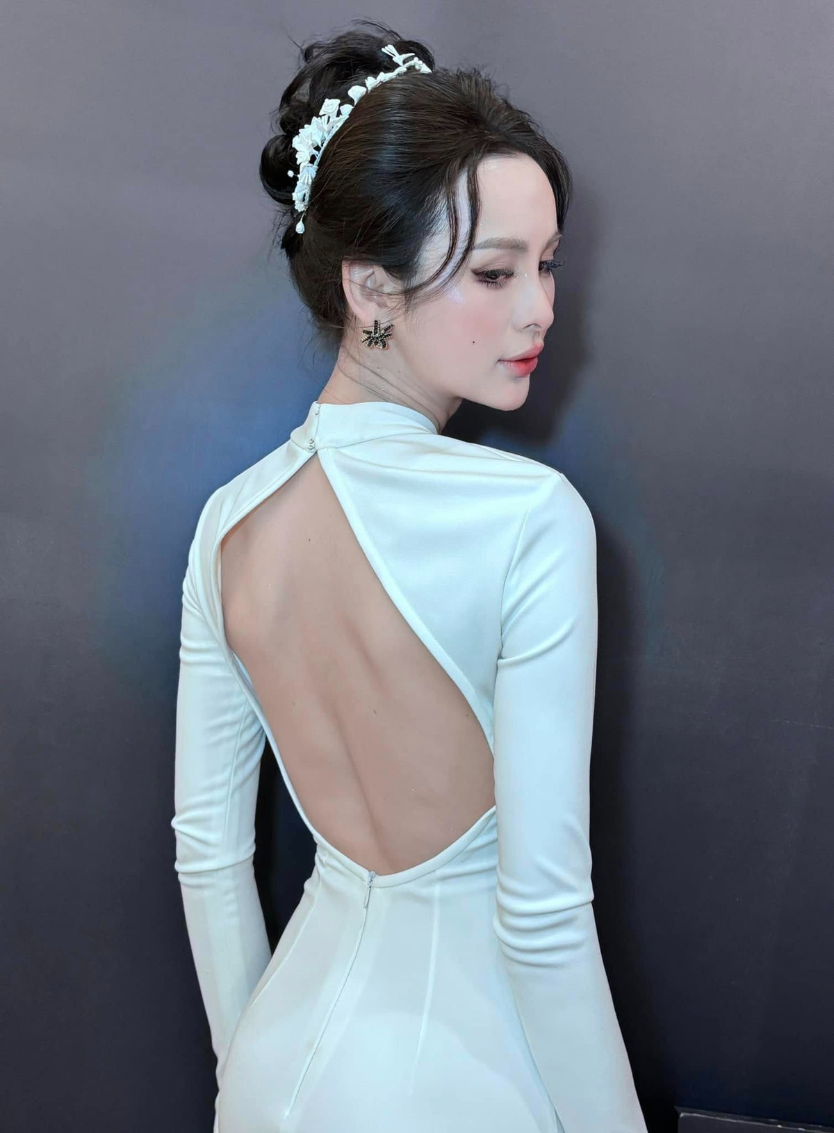 Hành trình chuyển giới của Tường Vi cũng khiến không ít người nể phục. Cô từng làm nhiều công việc để có thu nhập.