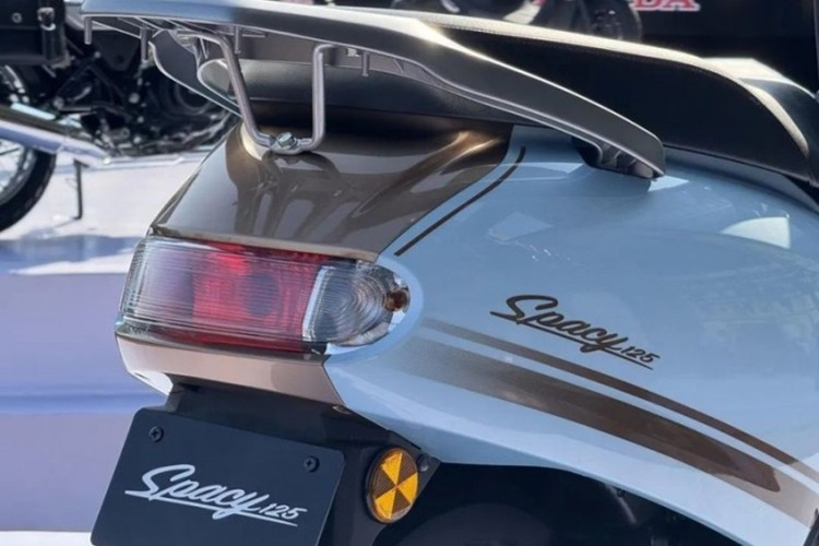 View - Chi tiết xe ga Honda Spacy 2026 tiết kiệm xăng, giá 32 triệu đồng | Báo Tri thức và Cuộc sống - TIN TỨC PHỔ BIẾN KIẾN THỨC 24H