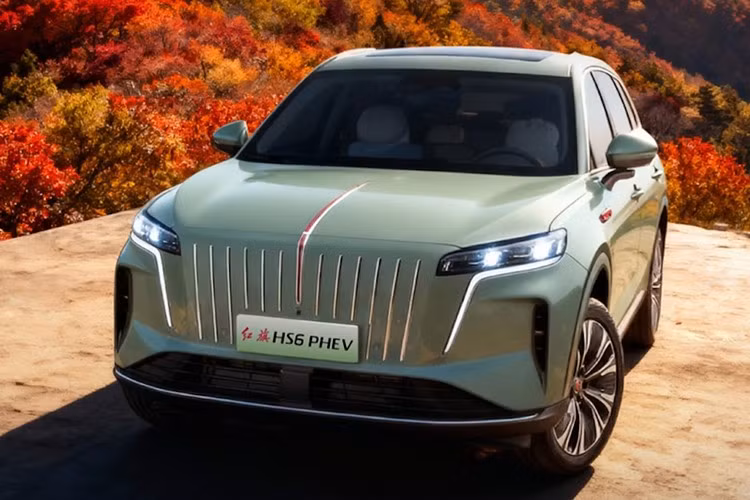 Các tùy chọn pin lithium-ion phosphate 23,9kWh và 39,5kWh cung cấp phạm vi hoạt động hoàn toàn bằng điện của CLTC là 152km, 250km và 235km.