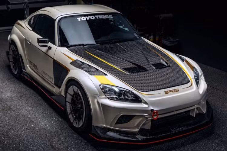 Hơn một thập kỷ sau khi Honda S2000 chính thức ngừng sản xuất, phiên bản BP25 chứng minh rằng di sản của mẫu xe huyền thoại này vẫn đang được kế thừa và nâng tầm, không chỉ bằng hiệu năng, mà còn bằng tinh thần sáng tạo bất tận của những người yêu xe thể thao.