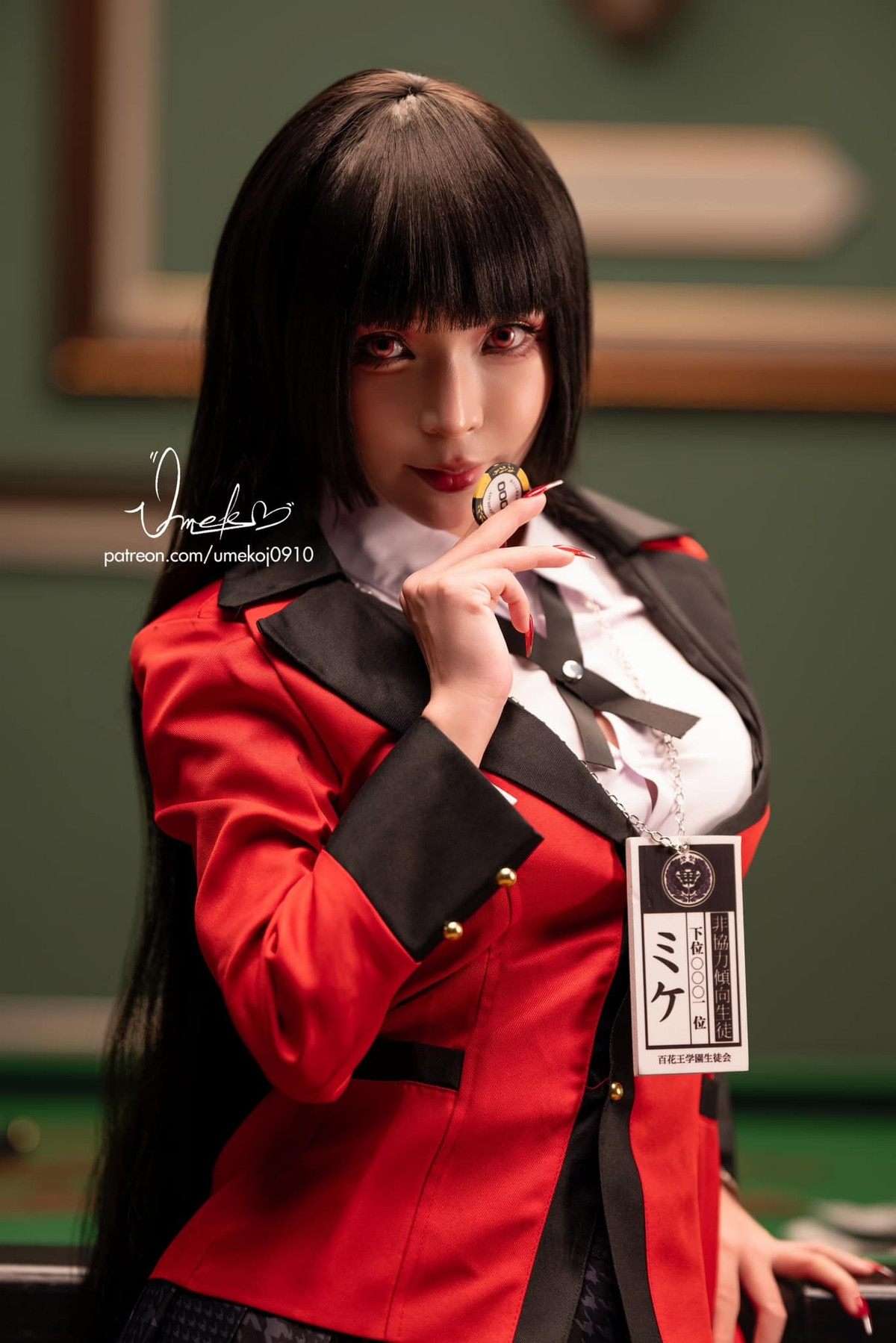 Màn biến hình nóng bỏng của nữ coser Việt.