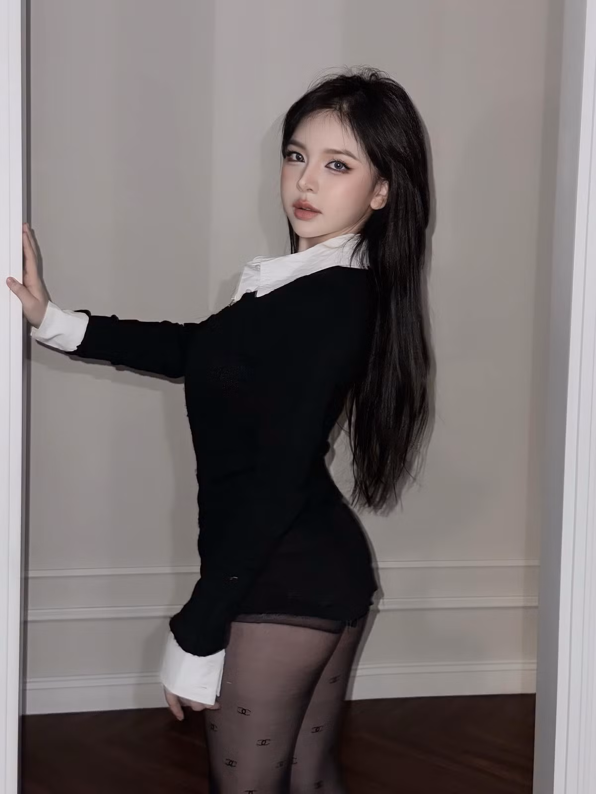 Huyền Châu khiến những người theo dõi cô từ những ngày đầu mới nổi bất ngờ.