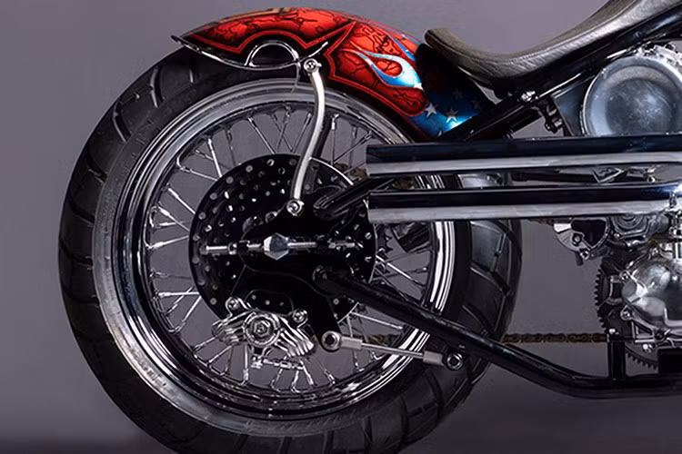 Chiếc xe được rao bán không có giá dự kiến, nghĩa là nó sẽ được trao cho bất kỳ ai sẵn sàng trả giá, bất kể giá trị là bao nhiêu.