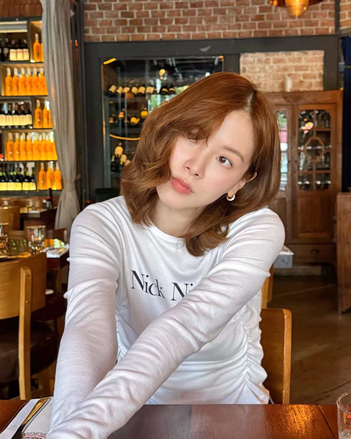 Ở tuổi 33, Baifern vẫn khiến công chúng phải trầm trồ vì nhan sắc trẻ trung, thanh thoát và gu thời trang ngày càng tinh tế, hiện đại.