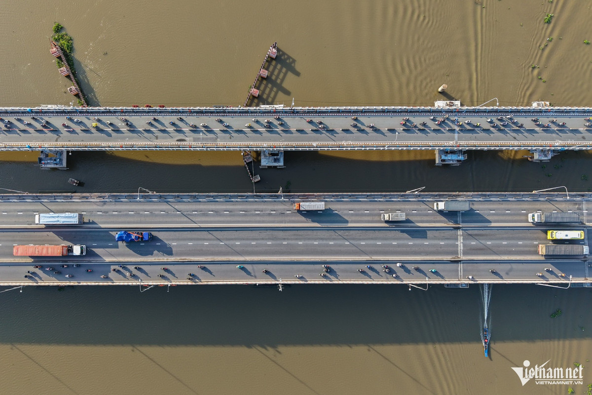 View - Dựng cầu sắt tạm để nâng cầu Bình Phước 1 cao thêm 1,25m | Báo Tri thức và Cuộc sống - TIN TỨC PHỔ BIẾN KIẾN THỨC 24H