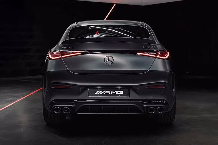 Truyền thông Đức cho biết Mercedes-AMG đang rục rịch đưa bản GLC 63 trở lại với phiên bản tinh chỉnh của động cơ V8 trục khuỷu phẳng từ S-Class.