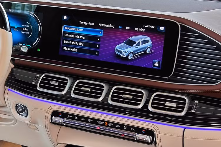 Maybach GLS 480 được trang bị động cơ xăng I6 3.0L, cho công suất 367 mã lực và mô-men xoắn cực đại 500 Nm kết hợp với hộp số tự động 9 cấp và hệ dẫn động 4MATIC (4 bánh toàn thời gian).