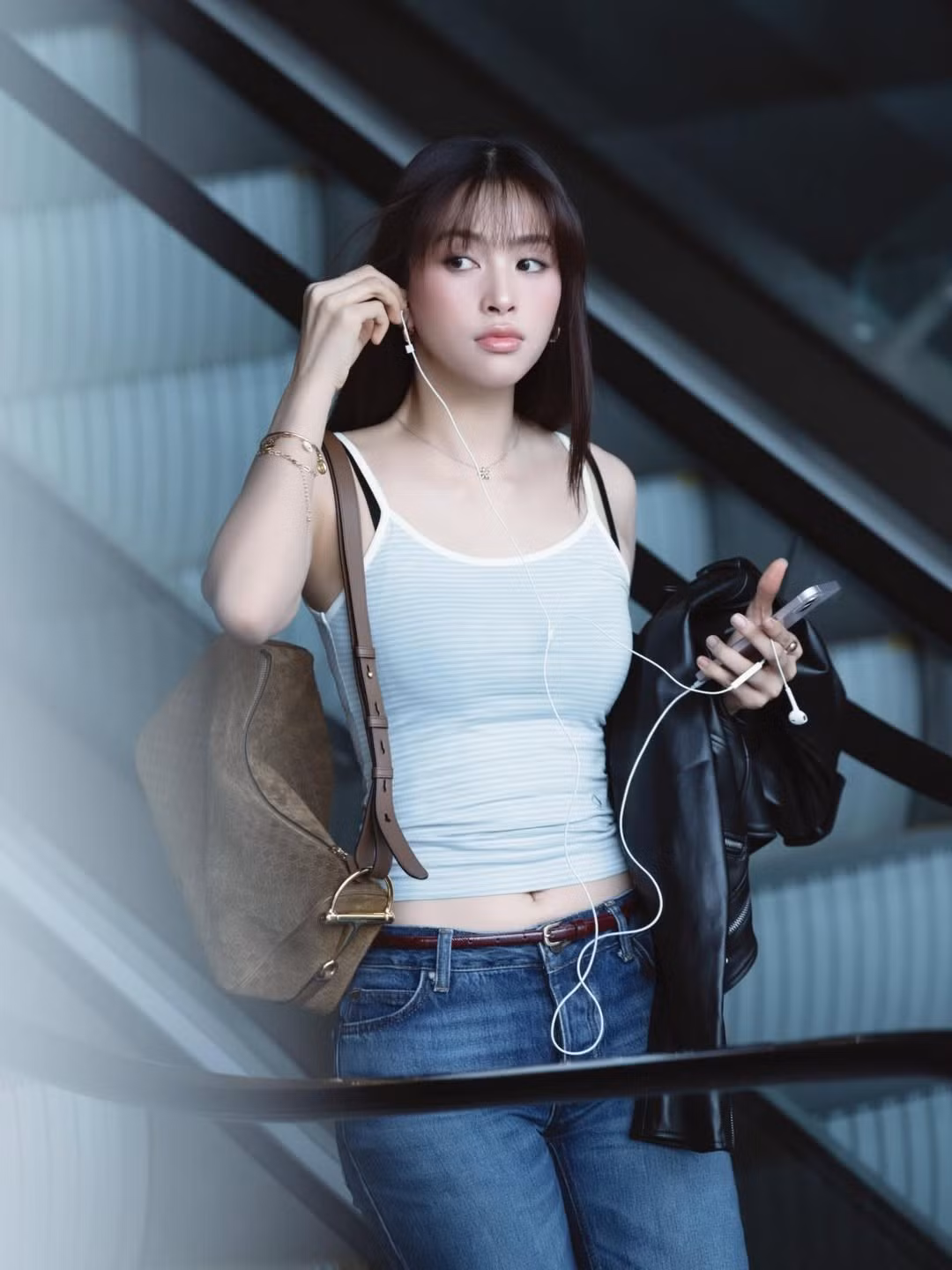 Cùng năm 2018, Tiểu Vy đại diện Việt Nam tham dự Miss World 2018 và lọt Top 30 chung cuộc, góp phần đưa hình ảnh nhan sắc Việt đến gần hơn với bạn bè quốc tế.