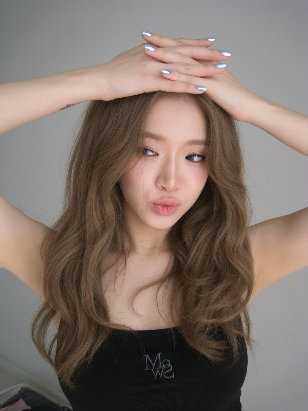 Linh Ka, tên thật Chu Diệu Linh (sinh năm 2002), là ca sĩ và người mẫu ảnh quen mặt với giới trẻ Việt Nam.