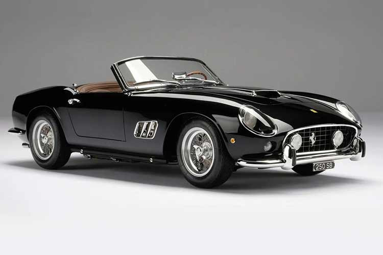 Hiện tại, chiếc Ferrari 250 GT LWB California Spider đang được nhà đấu giá RM Sotheby's rao bán tại sự kiện ModaMiami diễn ra cuối tuần này tại khách sạn Biltmore ở Coral Gables, Florida. Người bán hiện tại đã sở hữu chiếc xe này được 19 năm, nhưng sẵn sàng bán nó nếu có người sẵn lòng trả ít nhất 6,5 triệu USD (168 tỷ đồng).