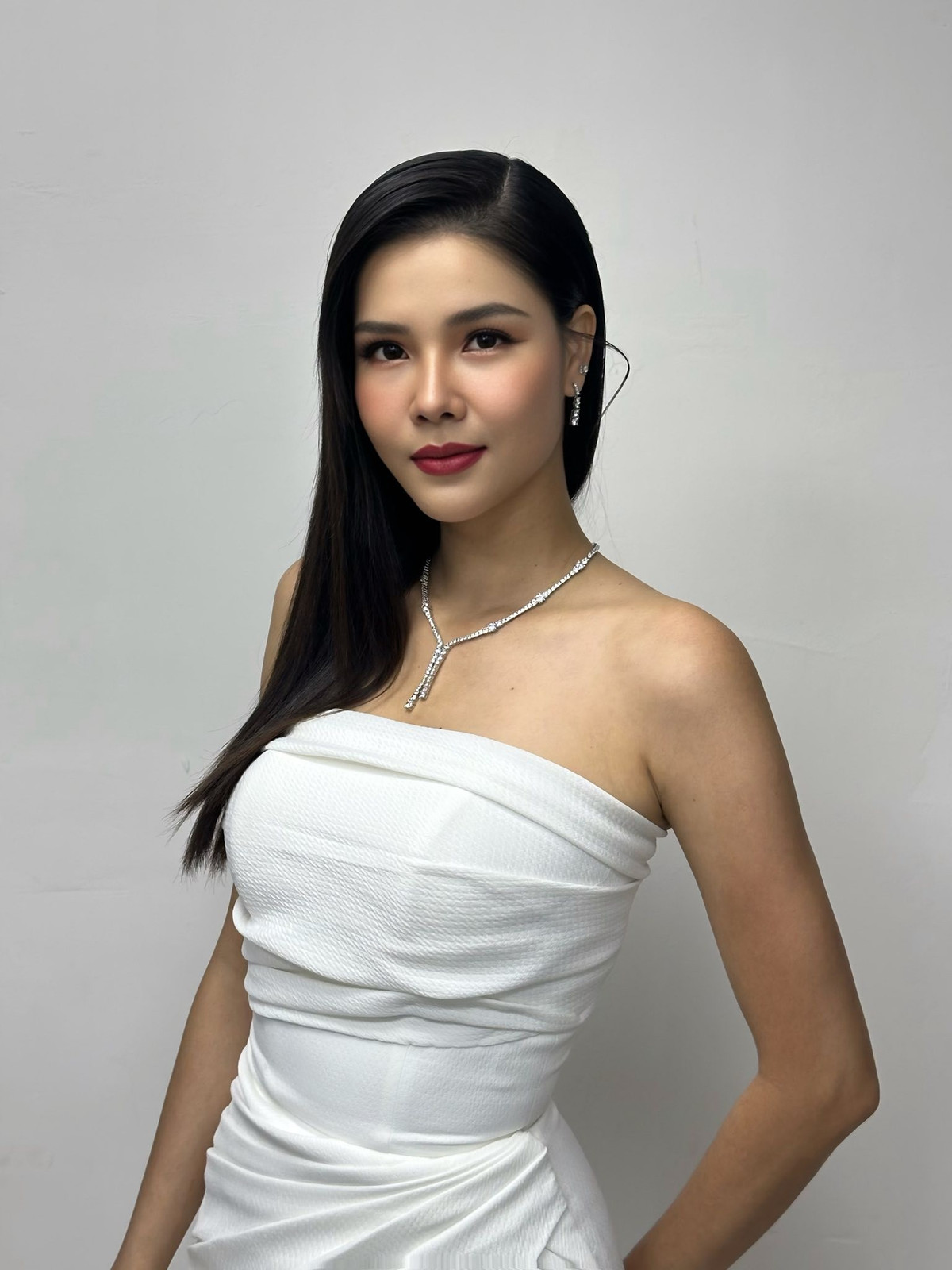 Từ một chân dài đình đám, Kỳ Hân chọn trở thành người vợ, người mẹ toàn tâm chăm lo cho gia đình.