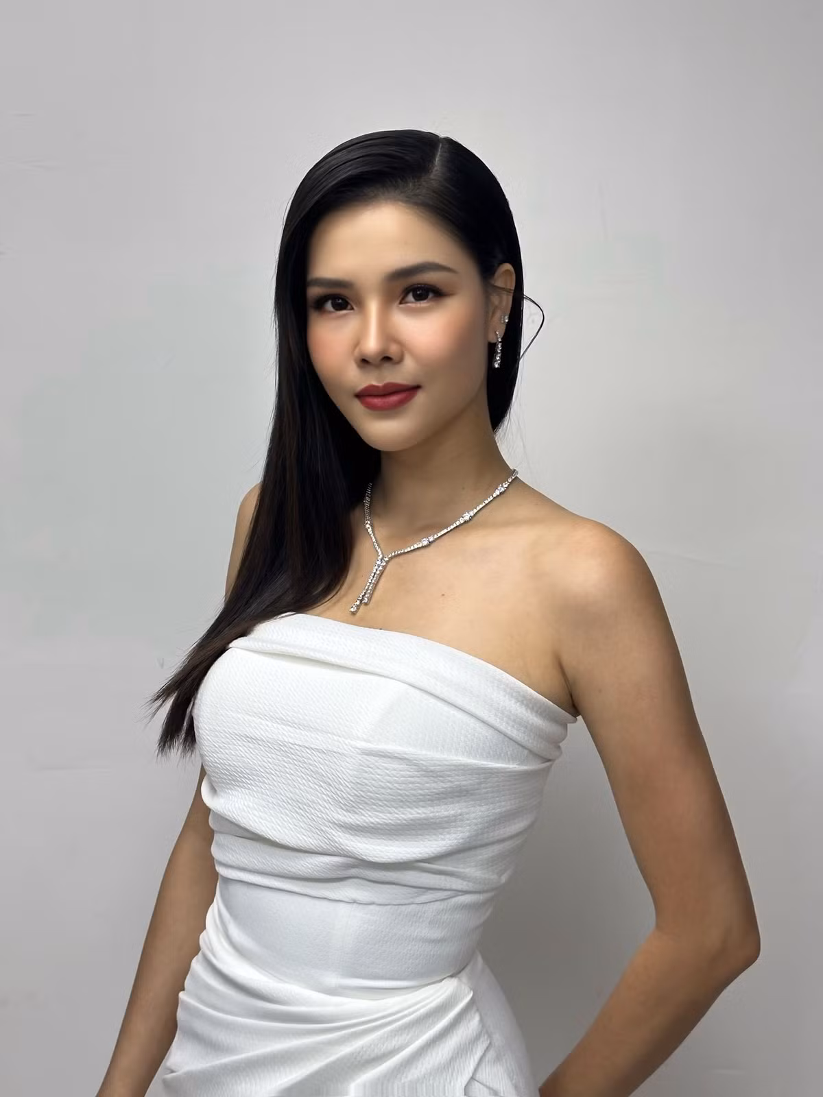 Từ một chân dài đình đám, Kỳ Hân chọn trở thành người vợ, người mẹ toàn tâm chăm lo cho gia đình.