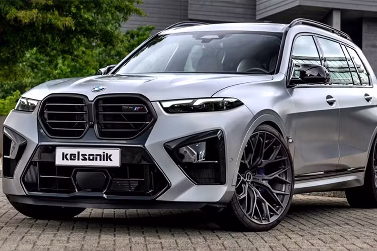 Không chỉ dừng ở sedan, Kelsonik còn hình dung thêm về một phiên bản BMW X7 M với thiết kế tương tự – cụm đèn pha liền mạch, lưới tản nhiệt tái tạo và cản trước mới. Dù vậy, BMW hiện chỉ dự kiến tung ra bản iX7 M70 chạy điện, công suất hơn 800 mã lực, thay vì một mẫu X7 M “thuần M” như mong đợi.