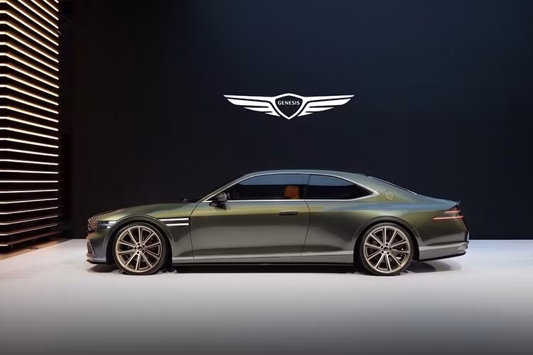 Ví dụ như việc Mercedes-Benz cũng đã từng phải dẹp bỏ S-Class Coupe/Convertible khỏi dòng sản phẩm và hiện tại, BMW 8 Series cũng đang được đồn đoán sẽ bị "khai tử" sau thế hệ hiện tại vì lý do tương tự.