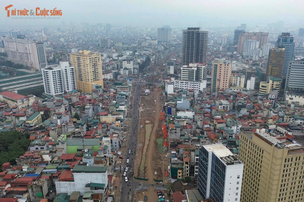 Sau chiến dịch giải phóng mặt bằng thần tốc, diện mạo dự án đường Vành đai 1 đoạn Hoàng Cầu – Voi Phục dần hiện rõ, không gian thi công mở rộng trên tuyến giao thông huyết mạch của Hà Nội.