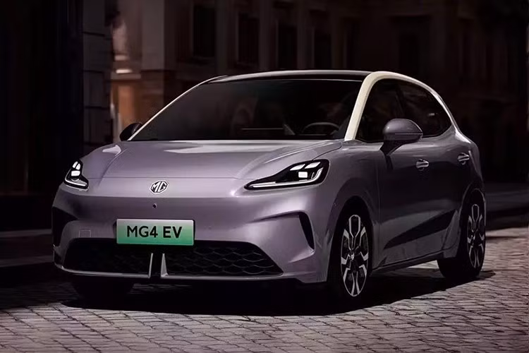 MG có kế hoạch tung ra 13 mẫu xe điện hóa mới trên toàn cầu trong vòng 2 năm tới, với khoản đầu tư khoảng 100 tỷ Nhân dân tệ (tương đương 14 tỷ USD). MG4 sẽ tiếp tục là sản phẩm chủ lực trong chiến lược mở rộng này, đặc biệt tại các thị trường châu Âu, Ấn Độ và Đông Nam Á – nơi các mẫu ôtô điện cỡ nhỏ đang ngày càng phổ biến.