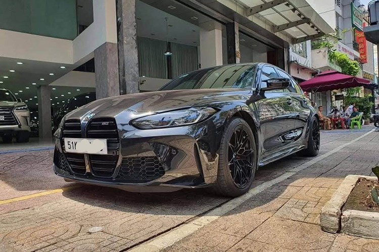 Động cơ đầy mạnh mẽ này sẽ giúp cho dòng sedan hiệu suất cao BMW M3 thế hệ mới có thể dễ dàng tăng tốc từ vị trí xuất phát lên 96 km/h chỉ trong thời gian 4,1 giây trước khi đạt vận tốc tối đa 290 km/h nếu như xe đi kèm gói M Driver’s Package.