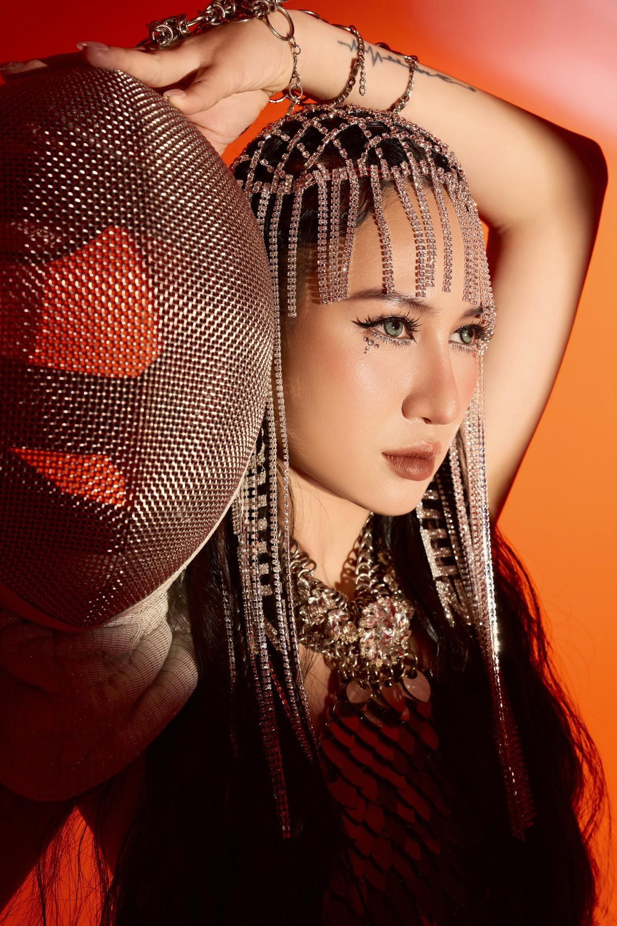 Năm 2017, Lê Minh Hằng từng đối mặt với thử thách lớn khi dính chấn thương dây chằng, tưởng chừng phải từ bỏ sự nghiệp thi đấu chuyên nghiệp.