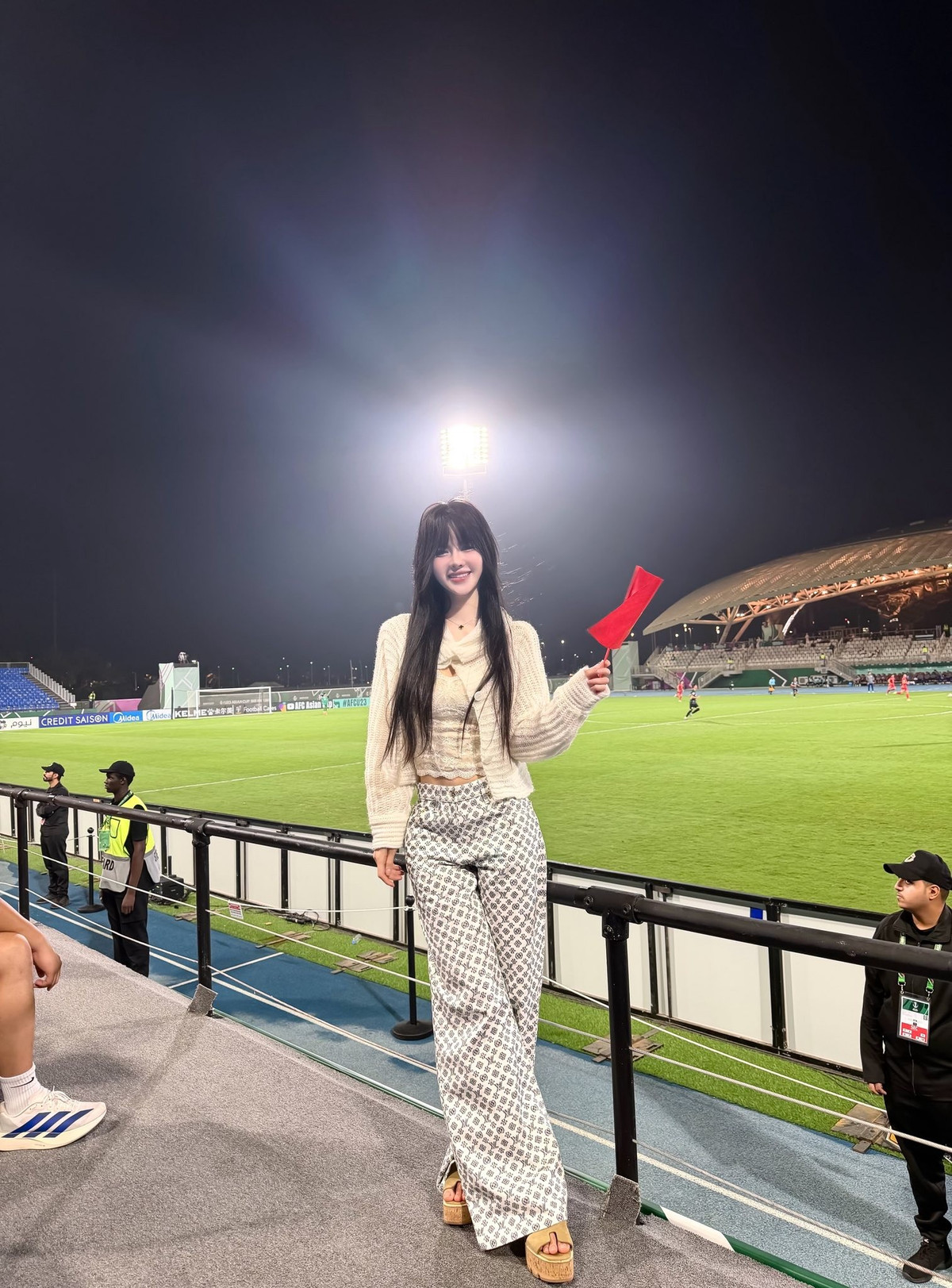 Sau khi được đăng tải lên MXH, cư dân mạng để lại nhiều bình luận ấn tượng.