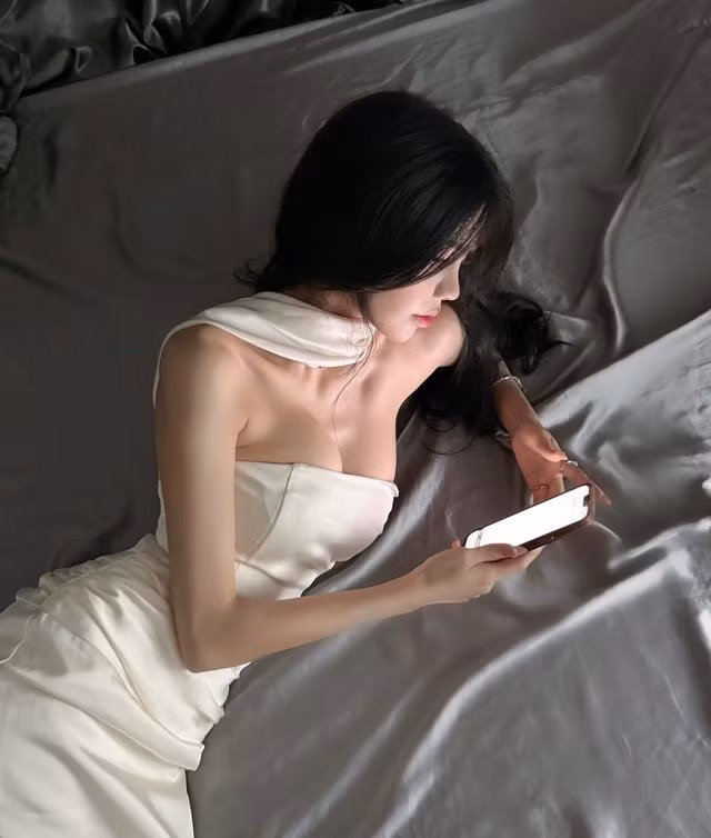 Với nhan sắc và tài năng của mình, sẽ không ai có thể "giảm sức mạnh" của Mai Dora.