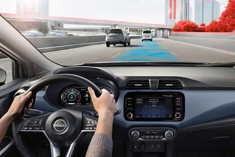 Hệ thống này sử dụng động cơ xăng 1.2L ba xi-lanh để phát điện cho mô-tơ điện thay vì truyền lực trực tiếp tới bánh xe. Mô-tơ điện cho công suất tối đa 136 mã lực và mô-men xoắn 280 Nm, đi kèm bộ pin lithium-ion dung lượng 2,06 kWh.