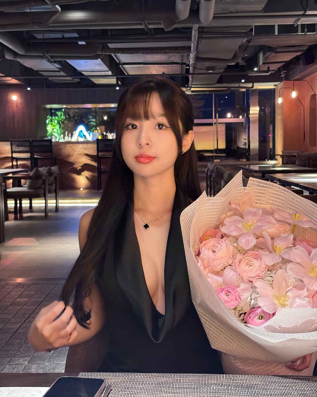 Trước đó, Tammy Phạm không ngần ngại chia sẻ quá trình tập luyện và chăm sóc bản thân để có được vóc dáng như hiện tại.