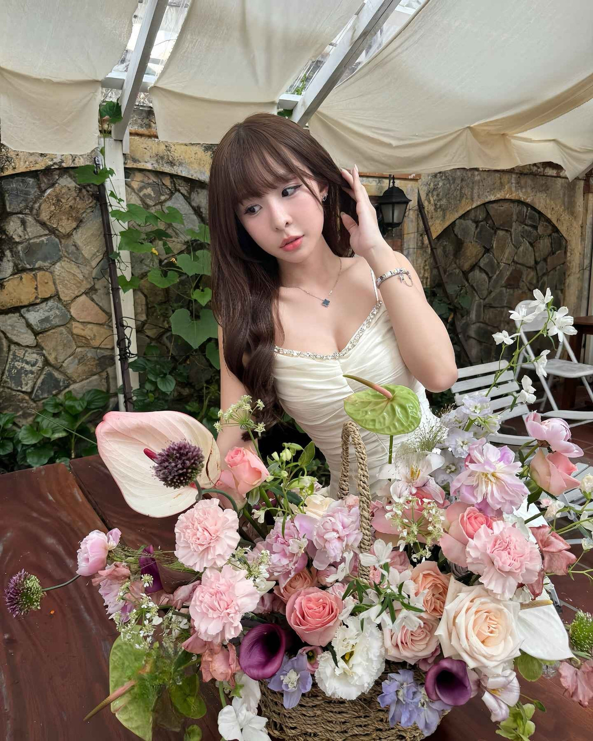 Tammy Phạm tập gym, yoga và chế độ ăn uống khoa học, truyền cảm hứng cho nhiều người, đặc biệt là các bạn trẻ, trong việc duy trì lối sống lành mạnh và yêu thương bản thân.