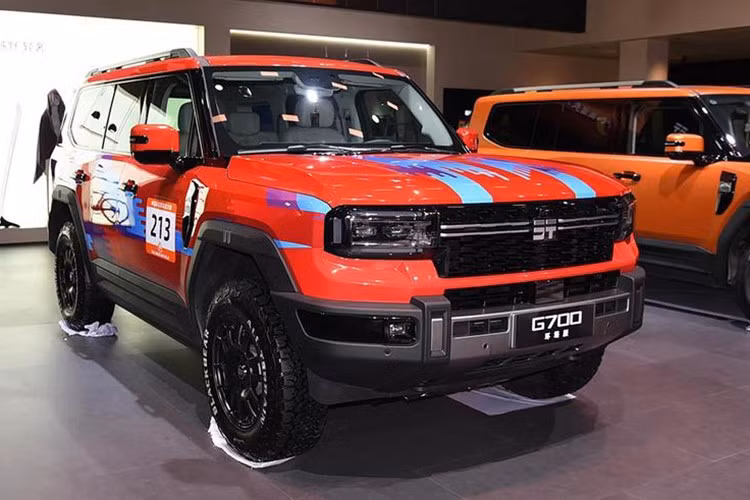 Với sự ra mắt của Jetour Zongheng, Chery không chỉ mang đến những dòng xe off-road cao cấp mà còn định hình lại phân khúc xe địa hình tại Trung Quốc. G700 hứa hẹn sẽ là đối thủ đáng gờm trên thị trường, đồng thời mở ra kỷ nguyên mới cho ngành công nghiệp ôtô Trung Quốc.
