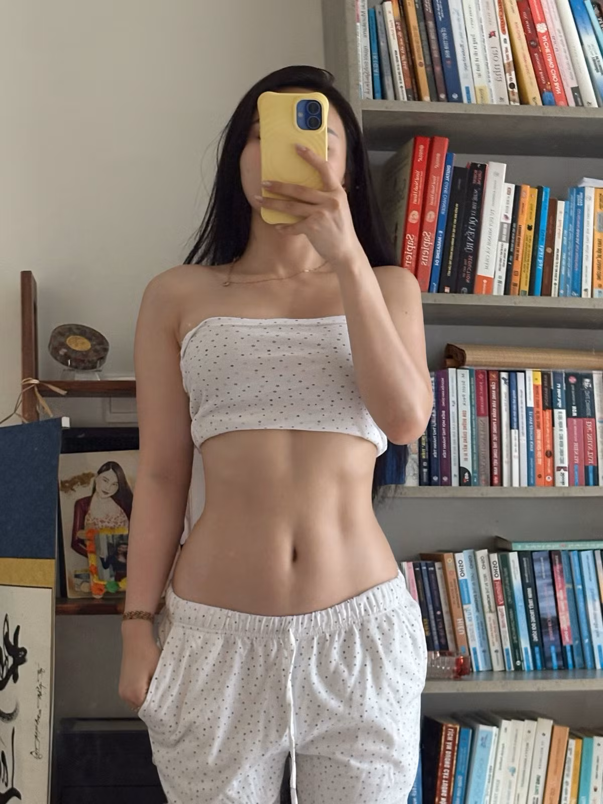 Trang Lê khéo léo khoe trọn thế mạnh của mình là ngoại hình căng tràn sức sống – bằng chứng rõ ràng nhất cho những nỗ lực luyện tập không ngừng nghỉ.