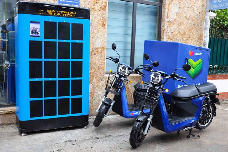 View - Trạm đổi pin - cuộc đua mới giữa các hãng xe máy điện Việt Nam? | Báo Tri thức và Cuộc sống - TIN TỨC PHỔ BIẾN KIẾN THỨC 24H