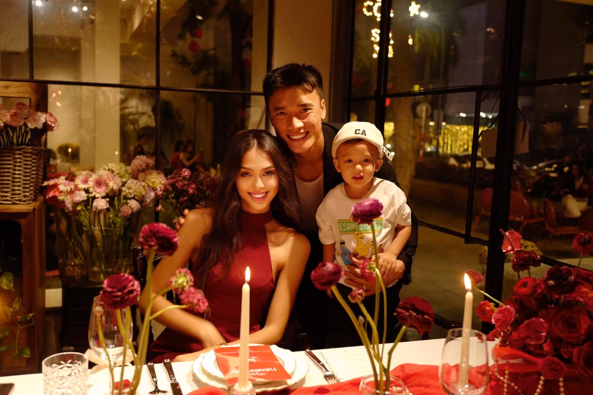 Dù xuất thân là người mẫu quốc tế, Dianka nhanh chóng thích nghi với cuộc sống tại Việt Nam và giữ vai trò quan trọng trong gia đình. Cô thường xuyên xuất hiện trên khán đài cổ vũ chồng thi đấu, không ngại công khai thể hiện sự ủng hộ trong mọi chặng đường của anh.