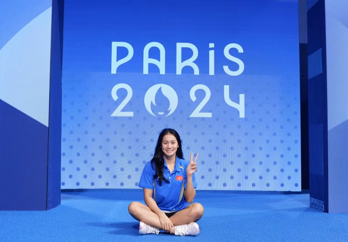 Chỉ 2 năm sau - 12 tuổi, Mỹ Tiên chính thức ghi tên mình trên đường đua xanh khi giành thứ hạng cao tại giải bơi trong nước và khu vực.