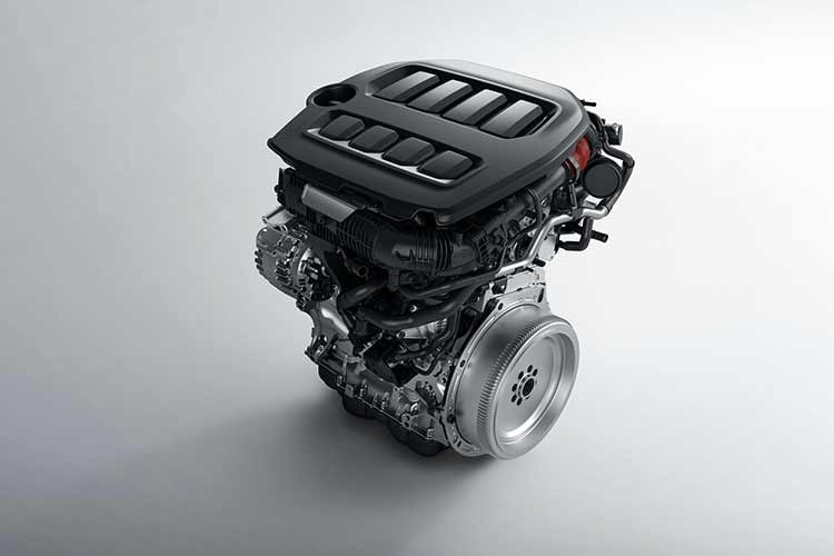 Volkswagen cho biết bên cạnh khả năng vận hành mạnh mẽ, mẫu SUV này còn được chú trọng đặc biệt tới độ êm ái, với gói cách âm toàn diện từ động cơ, sàn xe, thân vỏ đến kính và lốp công nghệ giảm ồn.