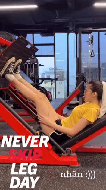 Dù quá trình tăng cân nhanh chóng "như Thánh Gióng" để lại hệ lụy là rạn da đùi, Babyboo vẫn lạc quan và đang tích cực tìm giải pháp khắc phục.