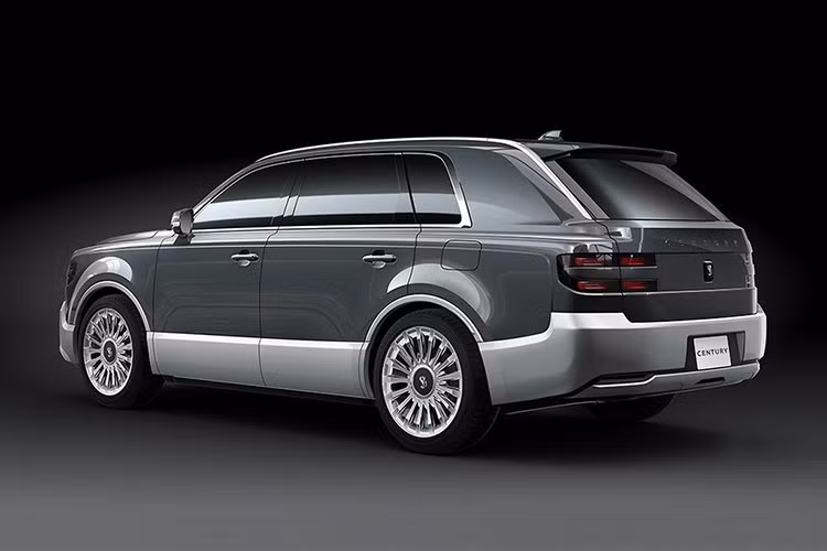 Đây chính là trang bị tiêu chuẩn cho phiên bản 2026 của mẫu SUV cỡ lớn này. Dù không phải là công nghệ đột phá, nhưng với một mẫu xe vốn đã "chạm nóc" về độ sang trọng thì mọi nâng cấp nhỏ đều có ý nghĩa.