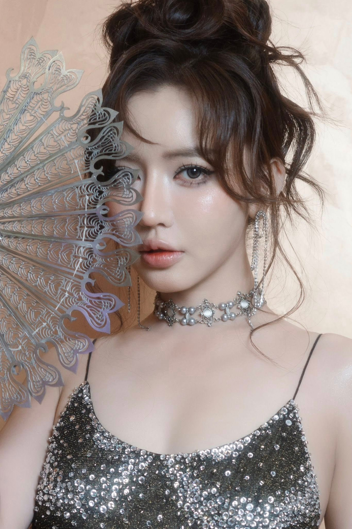 Nhan sắc của Bích Phương trong bộ ảnh mới khi tham gia "Em Xinh".