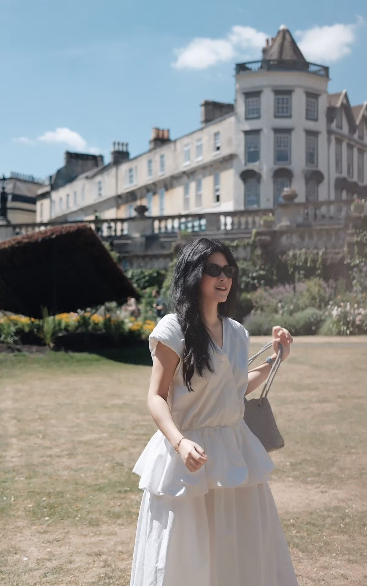 Phong cách của Hải Vân được nhận xét là thông minh, tinh tế, không quá cầu kỳ nhưng vẫn toát lên vẻ sang trọng và gu thẩm mỹ cao.