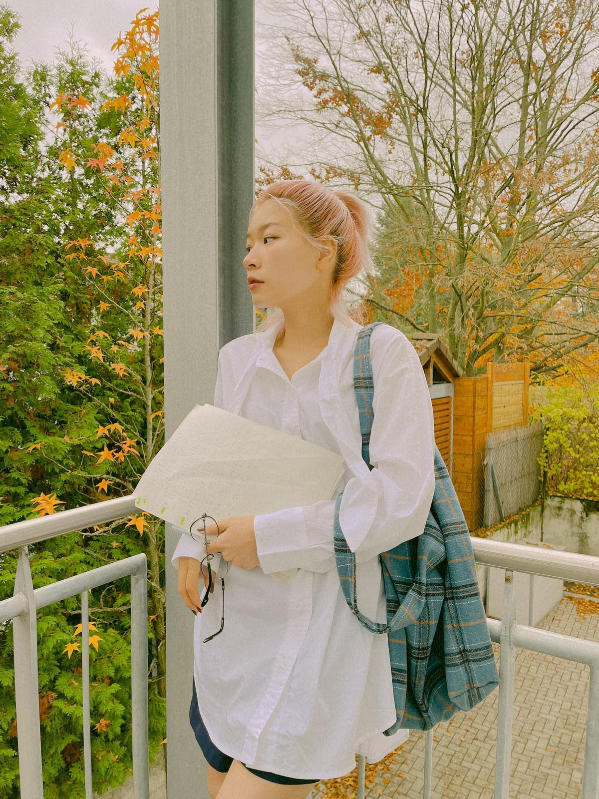 Dành cho những ai chưa biết về cô nàng này, Thạch Trang (Thạch Nguyễn Phương Trang, SN 1998) là gương mặt nhận được nhiều sự yêu mến của các bạn trẻ.