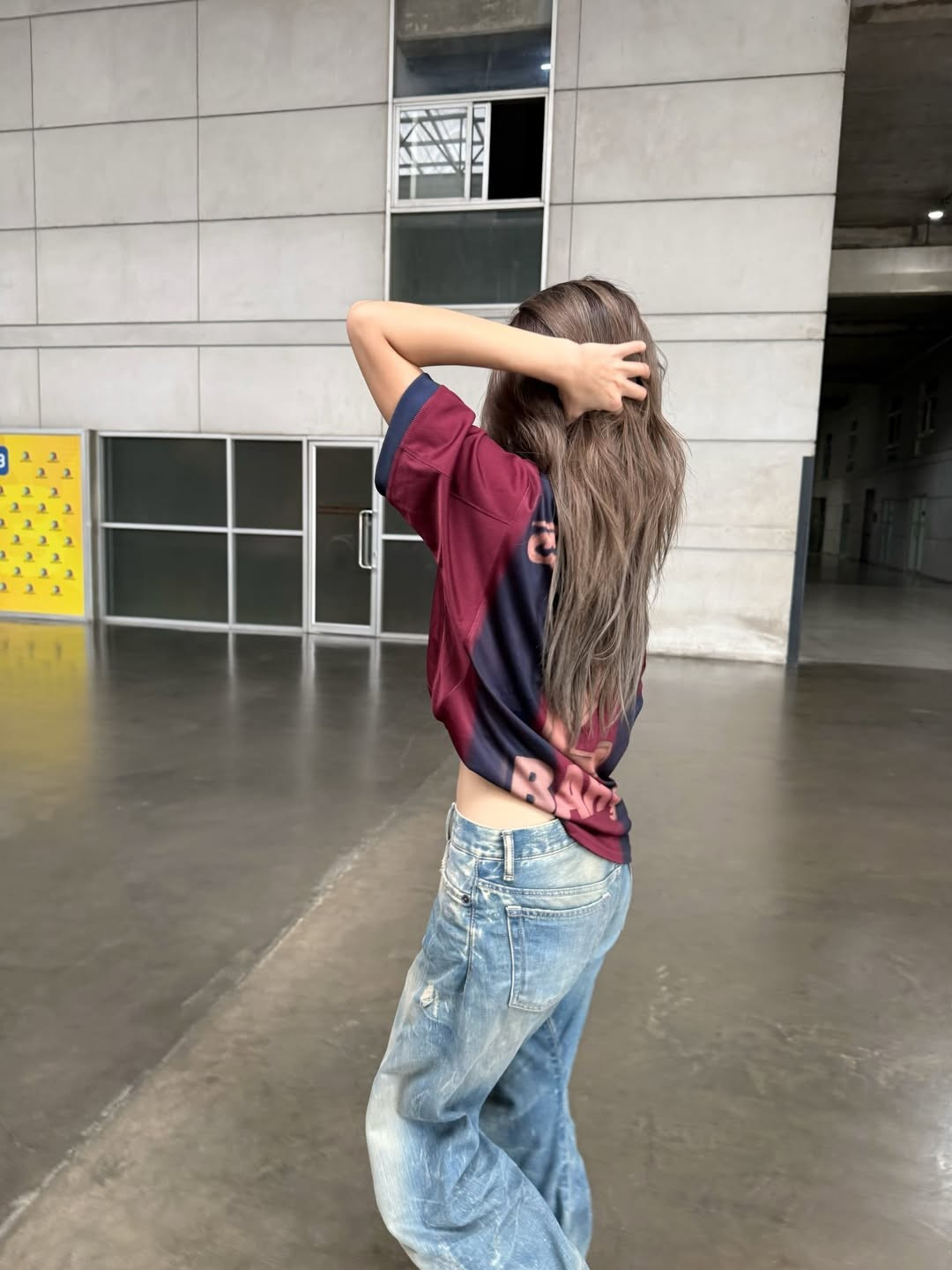 Prang bắt đầu sự nghiệp nghệ thuật từ khoảng năm 2009–2010 và từng là diễn viên độc quyền của đài CH3. Sau khi rời khỏi sự quản lý của nhà đài, cô hoạt động tự do và tiếp tục gặt hái thành công với nhiều dự án phim truyền hình đình đám.