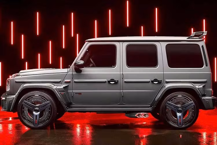 Mọi chi tiết của BRABUS 900 ROCKET EDITION theo đuổi tinh thần hiệu suất thuần túy, biến sức mạnh trở nên cực đoan cùng ngoại thất không thể nhầm lẫn. Một hiệu ứng "1-Second-Wow" lan tỏa đến tận tầng thượng lưu.