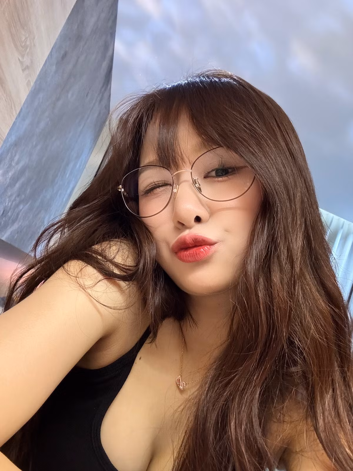 Nhiều người bày tỏ sự bất ngờ và thích thú khi chứng kiến sự "lột xác" này của Gấm Kami, không ngớt lời khen ngợi phiên bản mới này thật sự cuốn và đầy hấp dẫn.