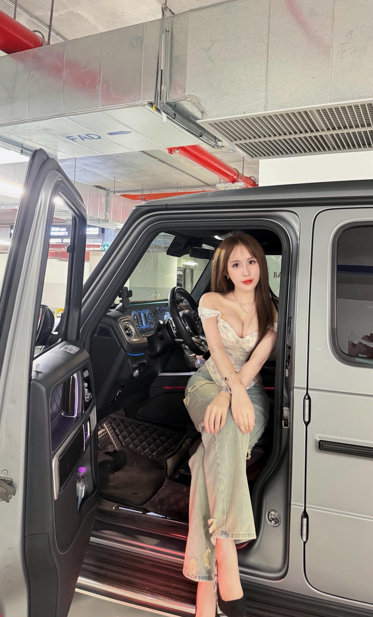 Bên cạnh hình ảnh xinh đẹp trên mạng xã hội, Lê Tuyết Anh còn được biết đến là một nữ cơ thủ bi-a tài năng của Việt Nam. Sinh năm 2001, quê Thanh Hóa, cô sớm bén duyên với bộ môn bi-a và nhanh chóng tạo dấu ấn nhờ kỹ năng chuyên môn ấn tượng.