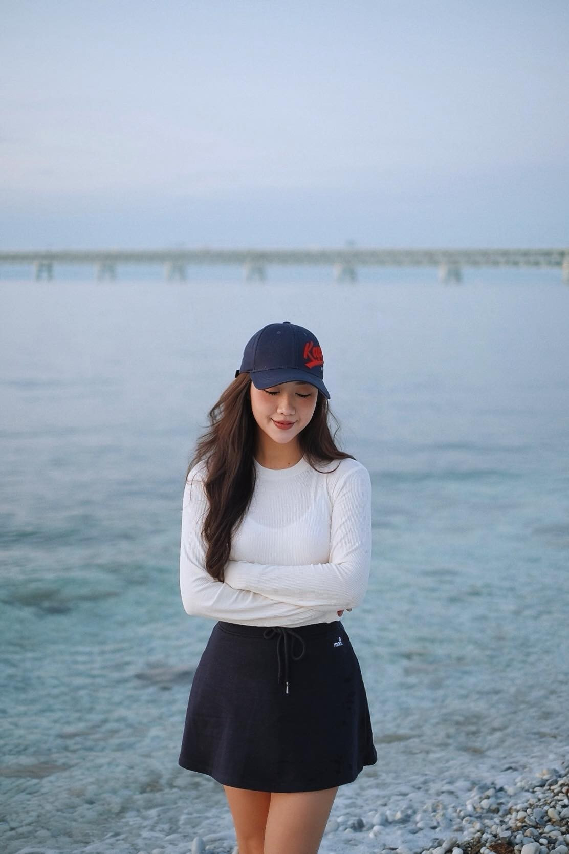 Không cần bối cảnh cầu kỳ hay trang phục lộng lẫy, nữ tiếp viên trưởng Tôn Nữ Nam Phương vẫn ghi điểm tuyệt đối nhờ vẻ ngoài tươi tắn, phong thái tự nhiên và khí chất thanh lịch vốn đã trở thành “thương hiệu” cá nhân.