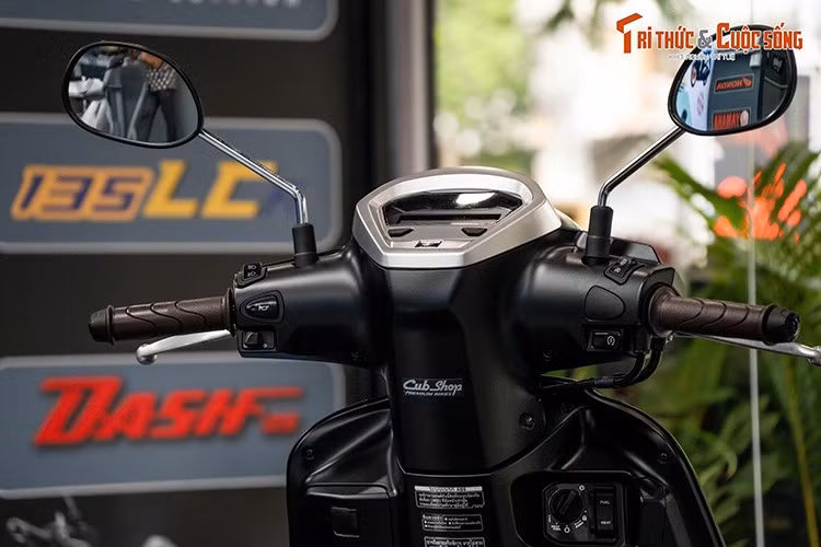 Mẫu xe là sản phẩm của Honda R&amp;D Đông Nam Á, trực thuộc Honda Thái Lan. Sản phẩm không chỉ mang tính biểu tượng cao, mà còn thể hiện tinh thần và cá tính của tay đua Somkiat Chantra. Dù đủ khả năng chi trả, không phải khách hàng nào cũng có cơ hội sở hữu chiếc xe tay ga "độc nhất vô nhị" này.