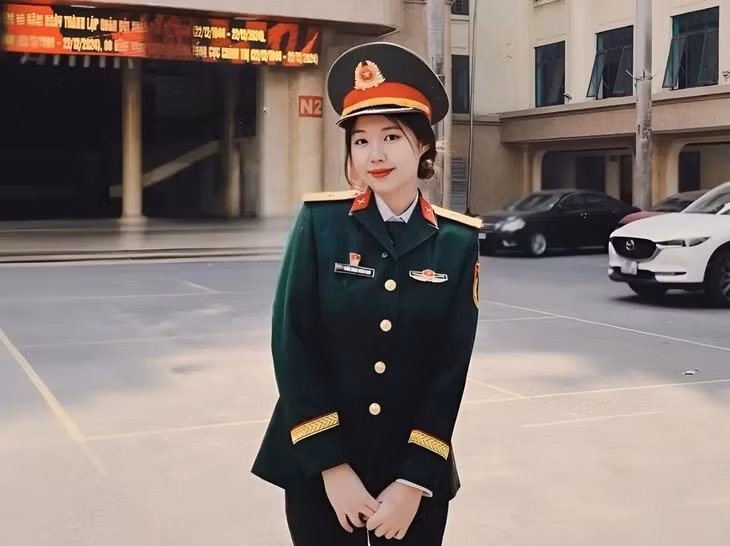 Sau hai tháng tham gia media tour, các hoạt động làng giải trí, Châu Anh đã trở lại trường. Cô cho biết sẽ cân bằng lịch sinh hoạt, học tập để hoàn thành vai trò á hậu.