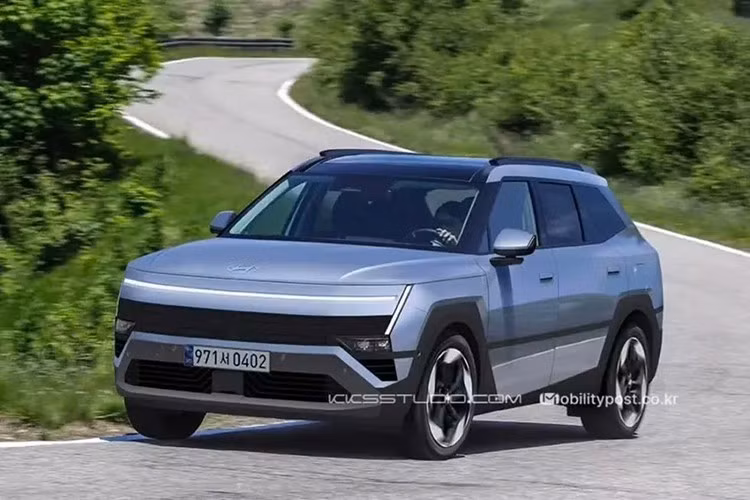 Đặc biệt, bản plug-in hybrid rất đáng mong đợi khi quãng đường chạy thuần điện mục tiêu lên đến 100 km. Điều này giúp người dùng có thể di chuyển hàng ngày và trong đô thị mà hoàn toàn không phát thải, trong khi vẫn có thể linh hoạt sử dụng chế độ hybrid cho các chuyến đi dài hơn. Hyundai Tucson 2027 dự kiến ra mắt tại thị trường Mỹ vào quý III năm 2026.