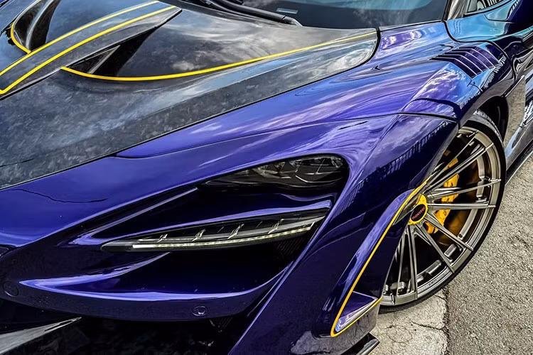Về chiếc siêu xe McLaren 720S độ N-Largo chỉ được hãng Novitec sản xuất ra 15 bộ trên toàn thế giới, nó đã quá nổi tiếng bởi lý lịch toàn thuộc sở hữu của 1 số tay chơi xe có tiếng, người hiện đang cầm cương em nó là 1 biker rất nổi tiếng, nhưng nay đã chuyển sang chơi xe đạp và siêu xe.