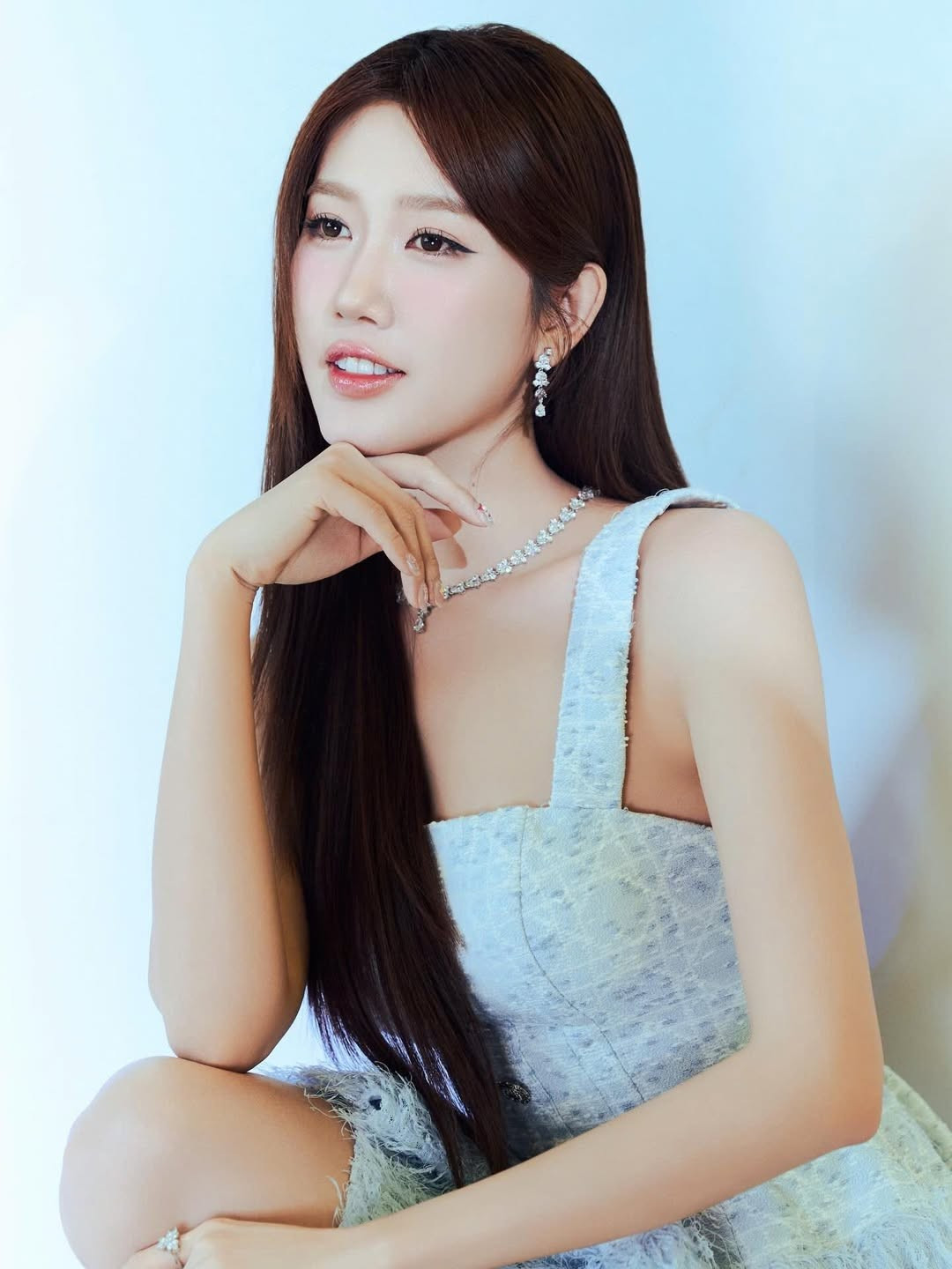 Không chỉ sở hữu ngoại hình nổi bật, Thúy Ngân còn được yêu mến bởi hành trình sự nghiệp bền bỉ và nghiêm túc.