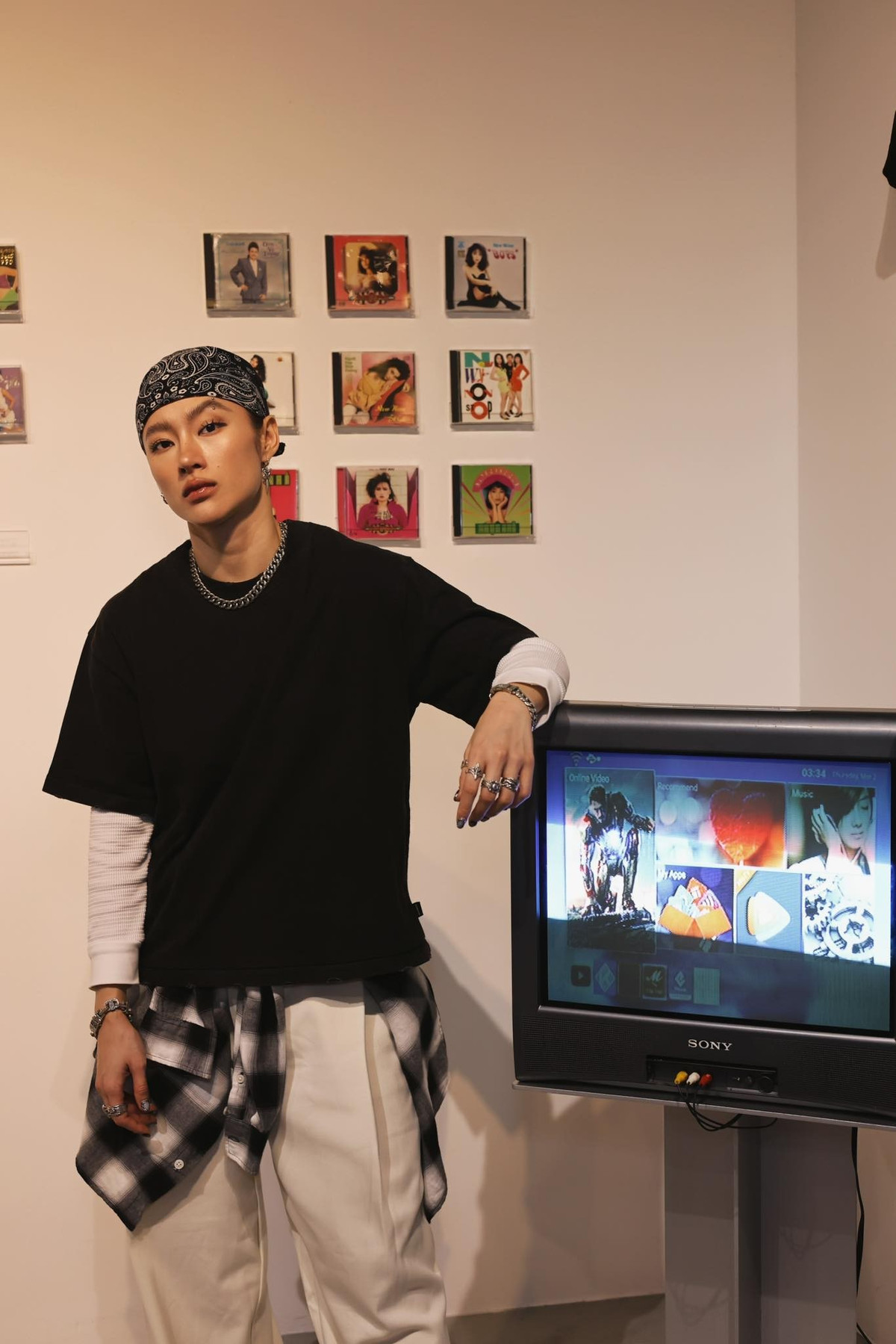 View - Angela Phương Trinh “nhảy nhót” lộ quần nội y, nhận phản từ netizen | Báo Tri thức và Cuộc sống - TIN TỨC PHỔ BIẾN KIẾN THỨC 24H